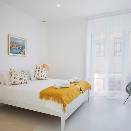 PUY Twins Idola Apartments מראה חיצוני תמונה