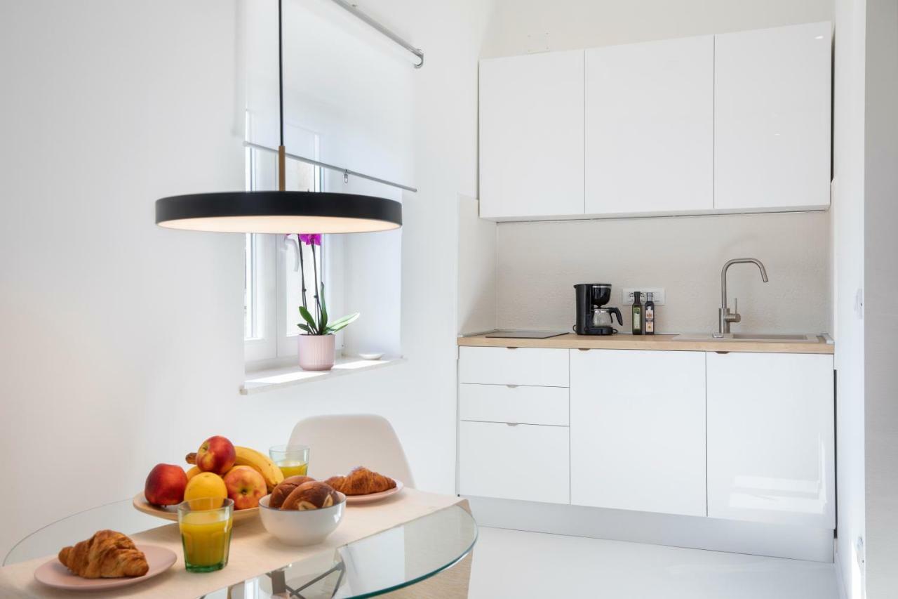 PUY Twins Idola Apartments מראה חיצוני תמונה