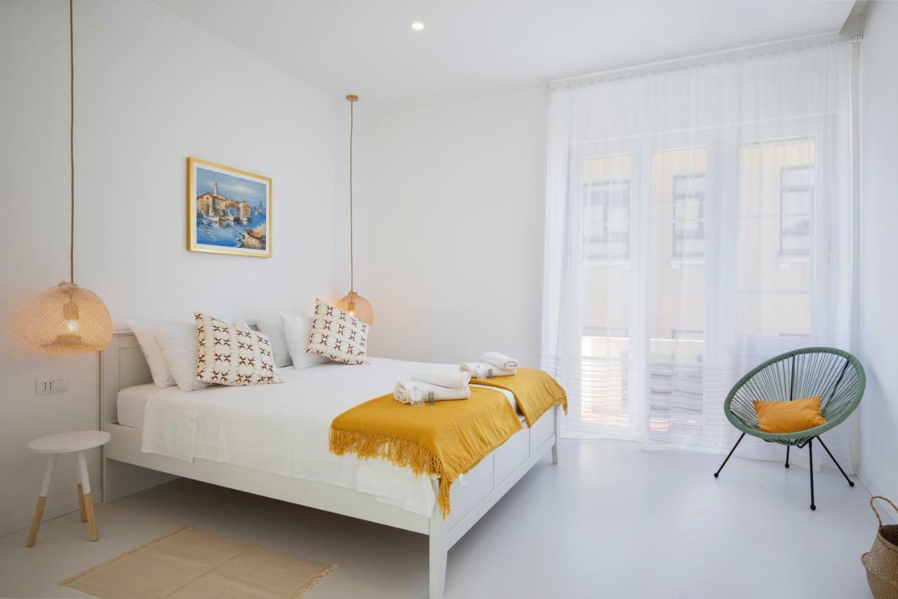 PUY Twins Idola Apartments מראה חיצוני תמונה